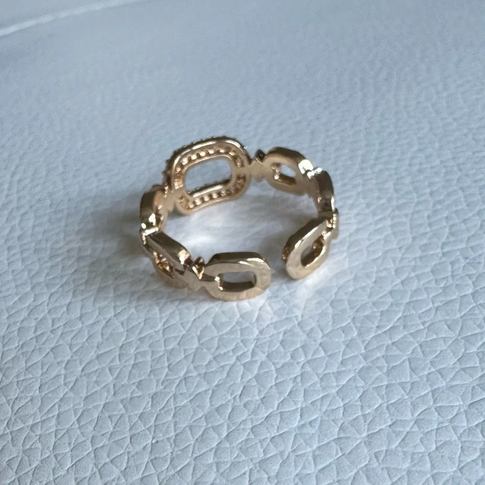 Gold Tone and Rhinestone Chain Link Hollow Adjustable Ring New